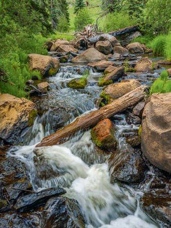 The river’s West Fork tumbles through the White Mountains.