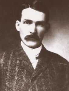Warren Earp in his mid-30s in an 1890s photograph. The New York Herald eulogized his death with the headline: “Wicked Warren, Youngest and Most Foolhardy of This Notorious Family of Stage Robbing Desperadoes, Meets His Fate in an Arizona Saloon— Followed the Tragic Footsteps of Two Brothers.”