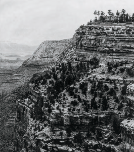 The Grandview Hotel, which overlooked the Canyon at the South Rim’s Grandview Point, became part of Hearst’s portfolio in 1913. | LIBRARY OF CONGRESS